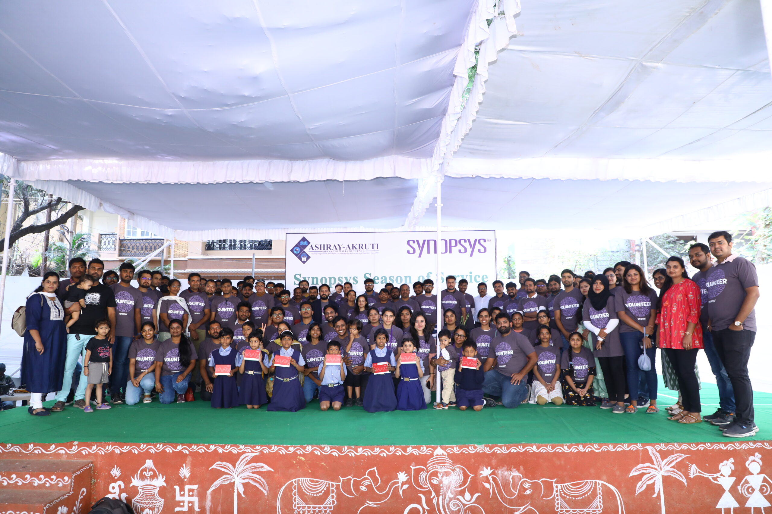 Synopsys – Season of service has won the hearts of Children